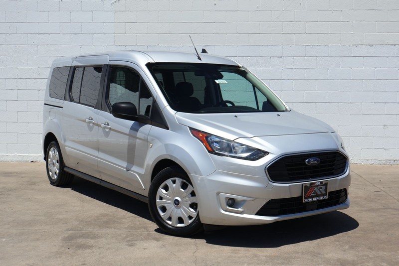 Ford Transit Connect Wagon Vehicle Full-screen Gallery Image 02