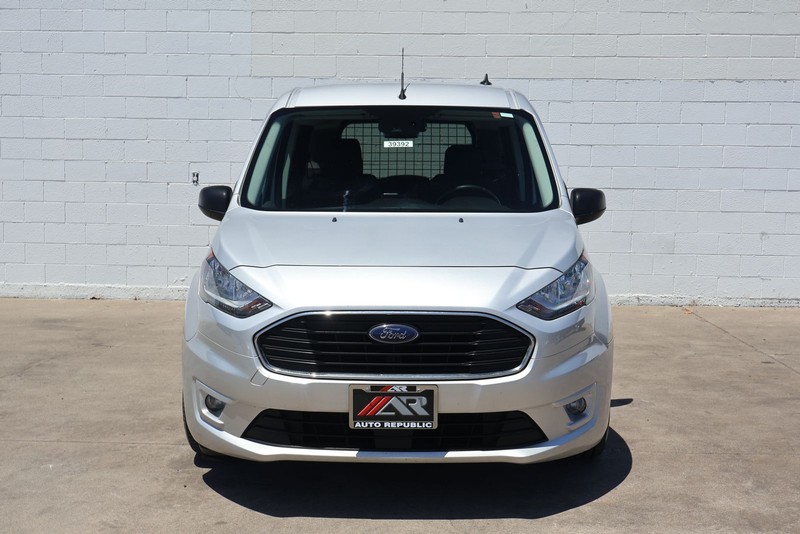 Ford Transit Connect Wagon Vehicle Full-screen Gallery Image 03