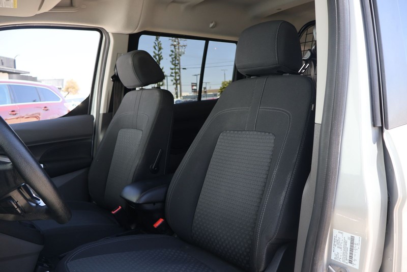 Ford Transit Connect Wagon Vehicle Full-screen Gallery Image 16