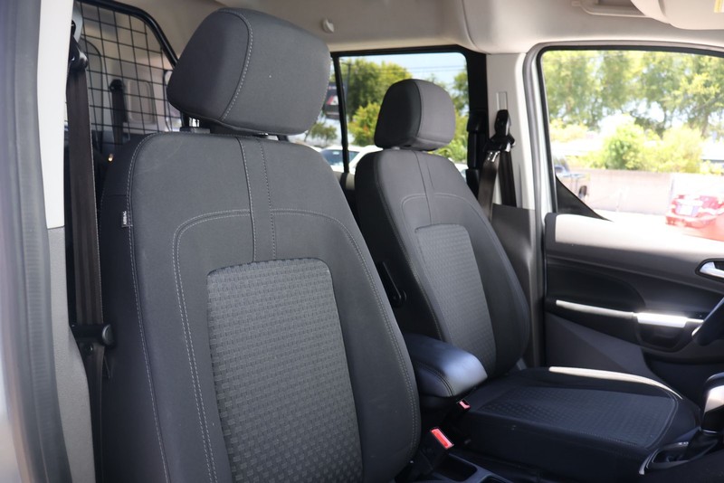 Ford Transit Connect Wagon Vehicle Full-screen Gallery Image 19