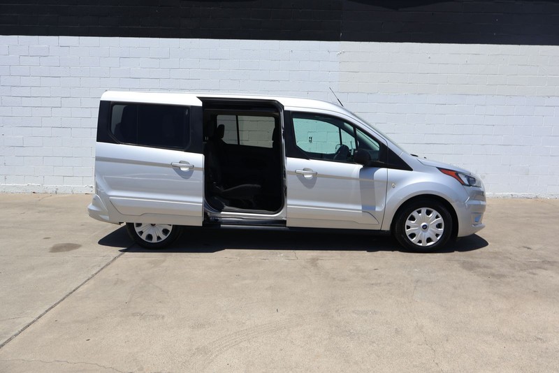 Ford Transit Connect Wagon Vehicle Full-screen Gallery Image 21