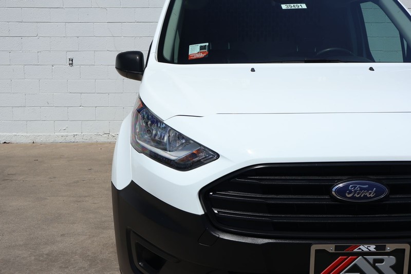 Ford Transit Connect Van Vehicle Full-screen Gallery Image 04