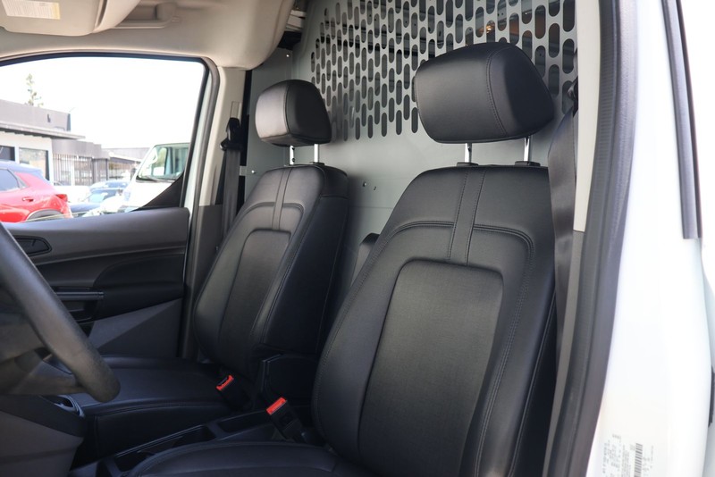 Ford Transit Connect Van Vehicle Full-screen Gallery Image 17