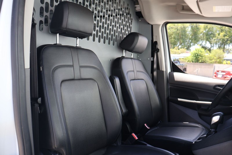 Ford Transit Connect Van Vehicle Full-screen Gallery Image 20