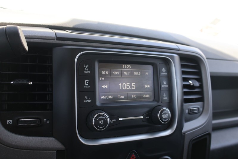 Ram 1500 Vehicle Full-screen Gallery Image 25