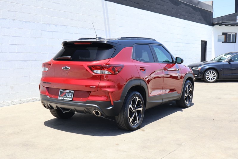 Chevrolet TrailBlazer Vehicle Full-screen Gallery Image 05