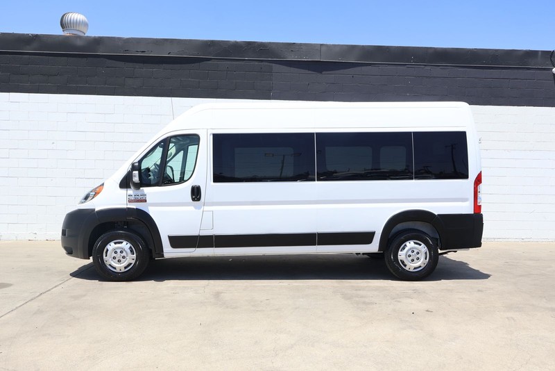Ram ProMaster Window Van Vehicle Full-screen Gallery Image 11
