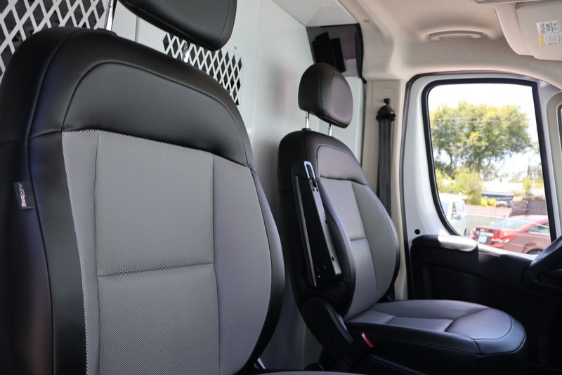 Ram ProMaster Window Van Vehicle Full-screen Gallery Image 20