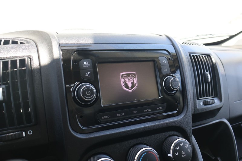 Ram ProMaster Window Van Vehicle Full-screen Gallery Image 26