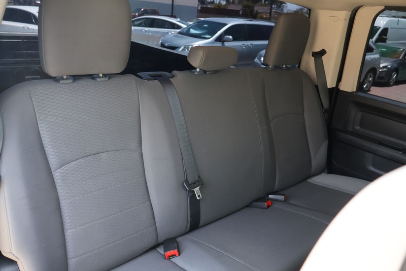 Ram 2500 Vehicle Full-screen Gallery Image 20