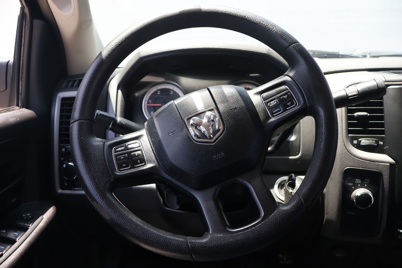 Ram 2500 Vehicle Full-screen Gallery Image 23