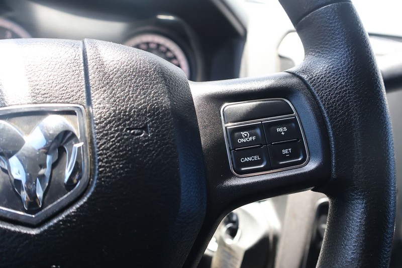 Ram 2500 Vehicle Full-screen Gallery Image 25