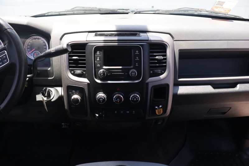 Ram 2500 Vehicle Full-screen Gallery Image 26