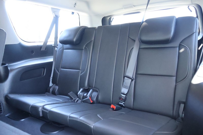 GMC Yukon XL Vehicle Full-screen Gallery Image 21