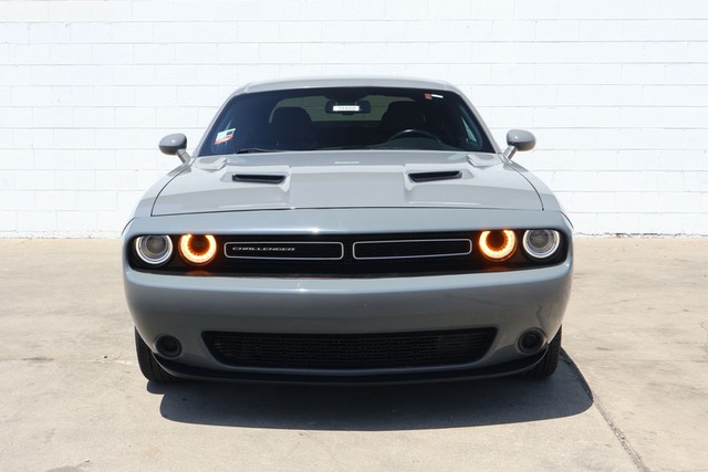 2018 Dodge Challenger SXT's photo