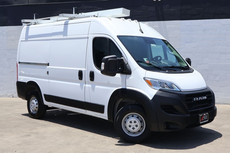 Ram ProMaster Cargo Van Vehicle Full-screen Gallery Image 04