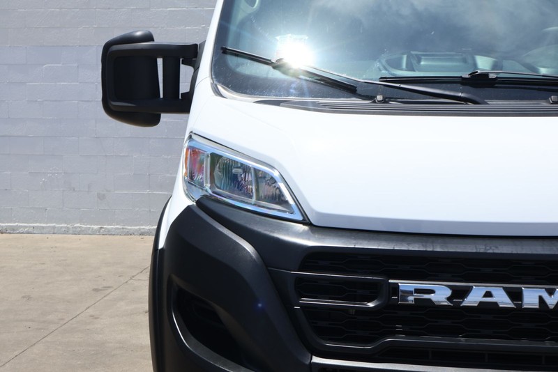 Ram ProMaster Cargo Van Vehicle Full-screen Gallery Image 06