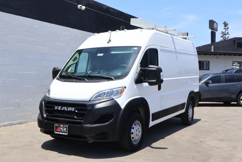 Ram ProMaster Cargo Van Vehicle Full-screen Gallery Image 09