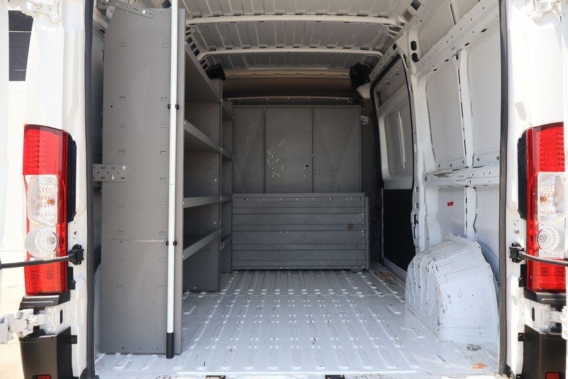 Ram ProMaster Cargo Van Vehicle Full-screen Gallery Image 13