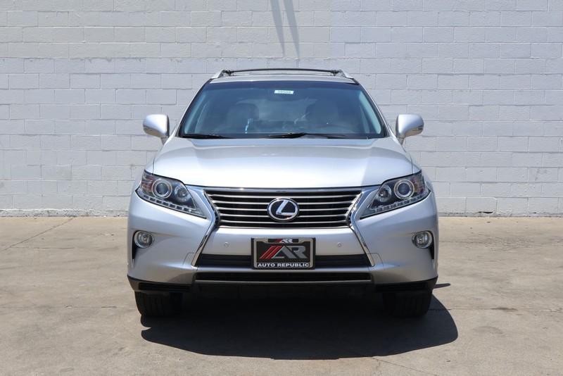 Lexus RX 350 Vehicle Full-screen Gallery Image 02