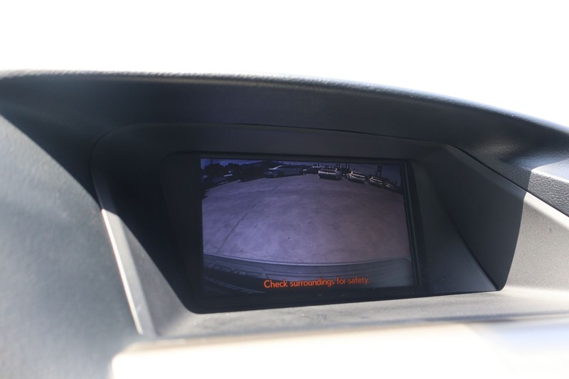 Lexus RX 350 Vehicle Full-screen Gallery Image 29
