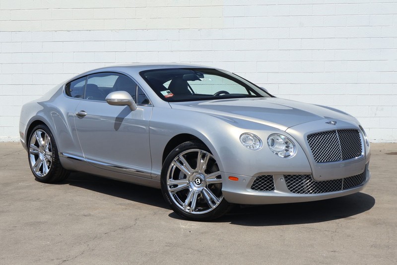 Bentley Continental GT Vehicle Full-screen Gallery Image 01