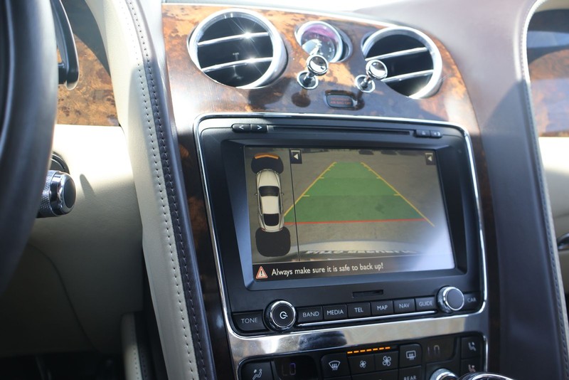 Bentley Continental GT Vehicle Full-screen Gallery Image 29