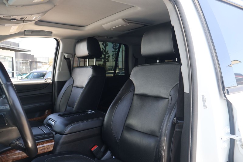 Chevrolet Tahoe Vehicle Full-screen Gallery Image 16