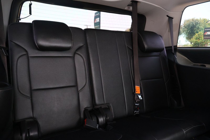 Chevrolet Tahoe Vehicle Full-screen Gallery Image 21