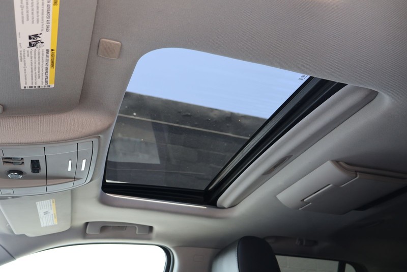 Chevrolet Tahoe Vehicle Full-screen Gallery Image 32
