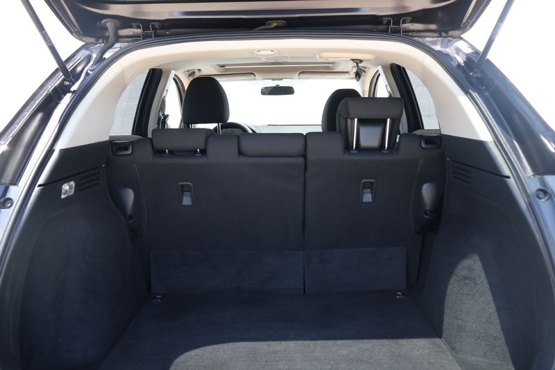 Honda HR-V Vehicle Full-screen Gallery Image 08