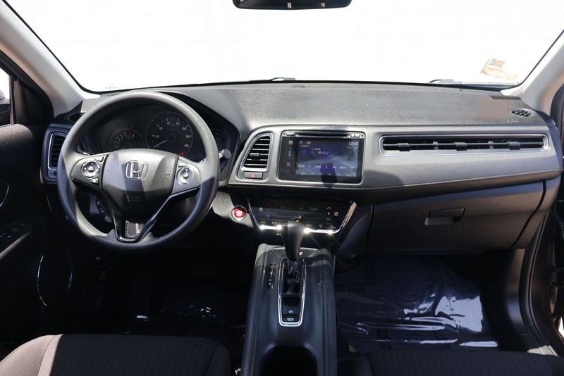 Honda HR-V Vehicle Full-screen Gallery Image 21