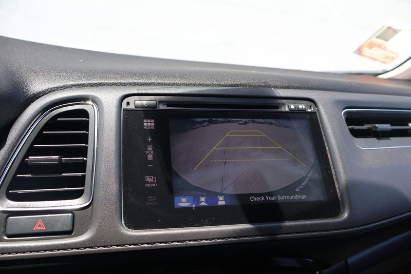 Honda HR-V Vehicle Full-screen Gallery Image 28