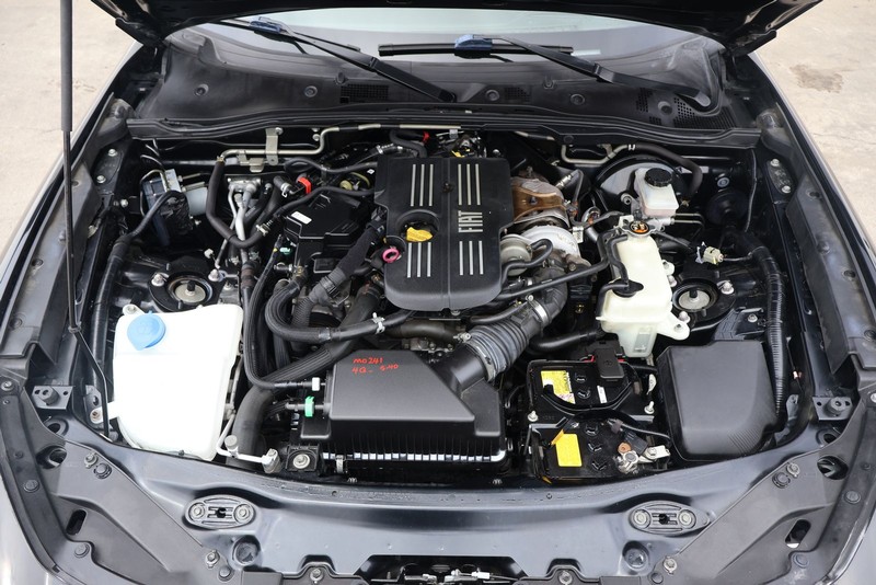 FIAT 124 Spider Vehicle Full-screen Gallery Image 12