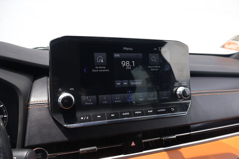 Mitsubishi Outlander Vehicle Full-screen Gallery Image 30