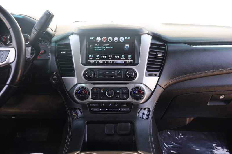 GMC Yukon XL Vehicle Full-screen Gallery Image 29
