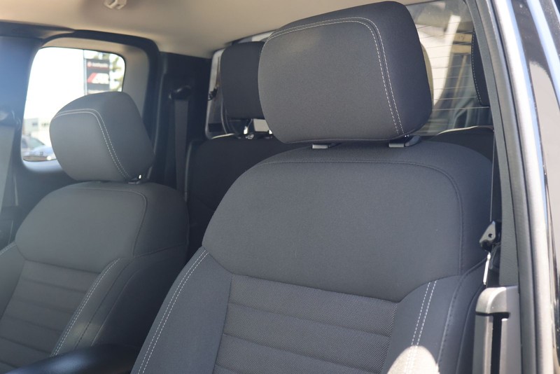 Ford Ranger Vehicle Full-screen Gallery Image 17