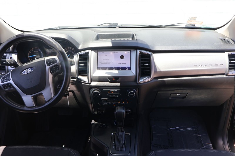 Ford Ranger Vehicle Full-screen Gallery Image 21