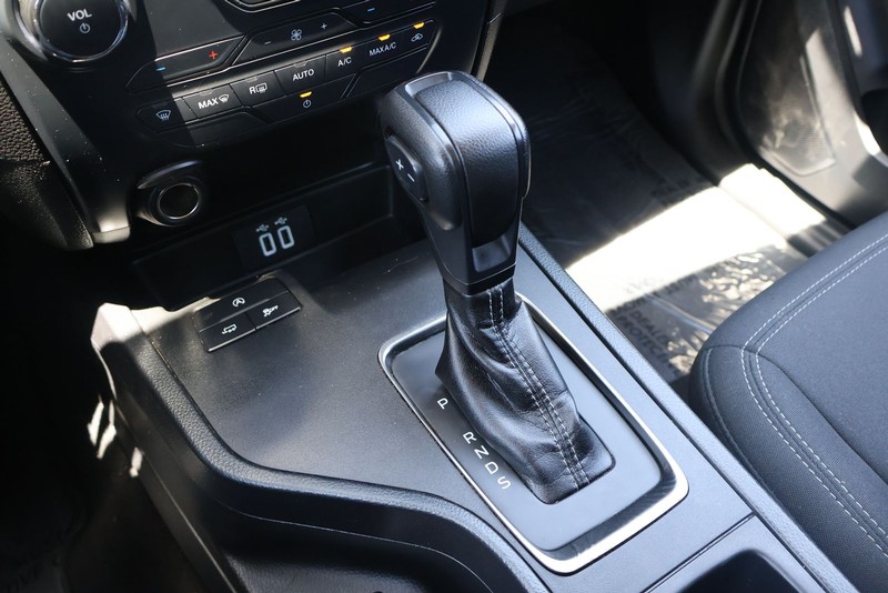 Ford Ranger Vehicle Full-screen Gallery Image 29