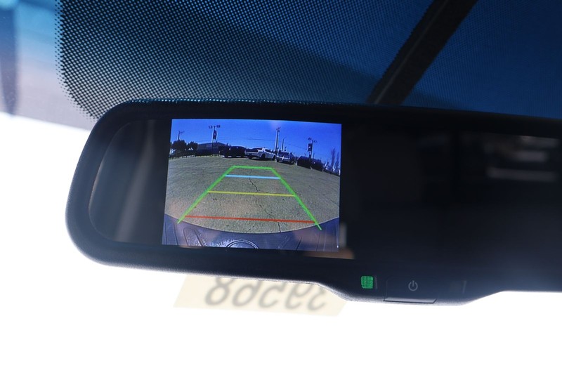 Nissan Frontier Vehicle Full-screen Gallery Image 30