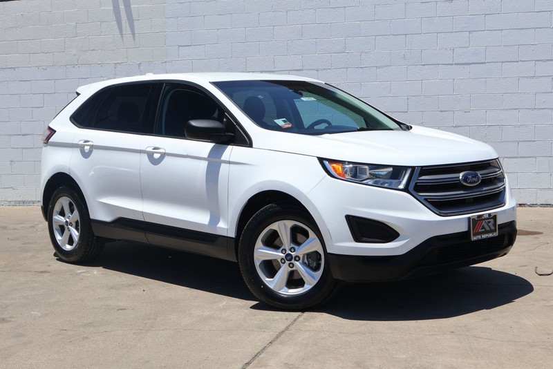 Ford Edge Vehicle Full-screen Gallery Image 01