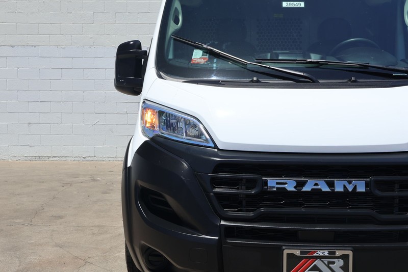 Ram ProMaster Cargo Van Vehicle Full-screen Gallery Image 04