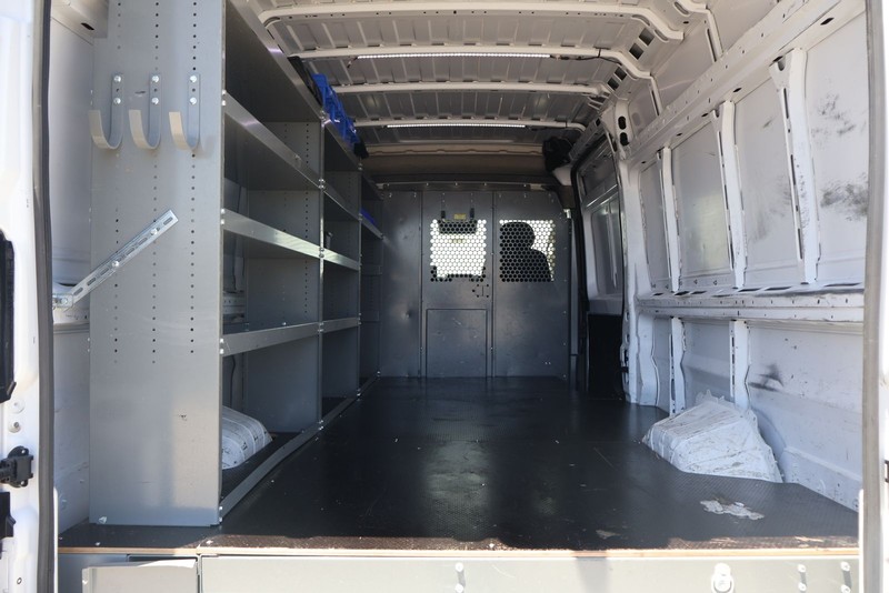 Ram ProMaster Cargo Van Vehicle Full-screen Gallery Image 08