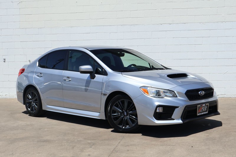 Subaru WRX Vehicle Full-screen Gallery Image 01
