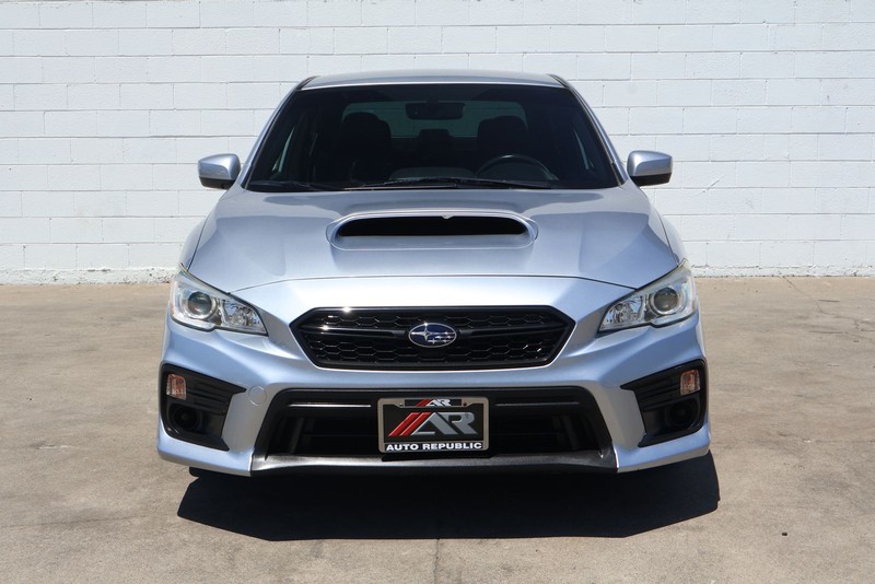 Subaru WRX Vehicle Full-screen Gallery Image 02