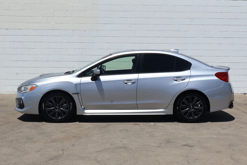 Subaru WRX Vehicle Full-screen Gallery Image 10
