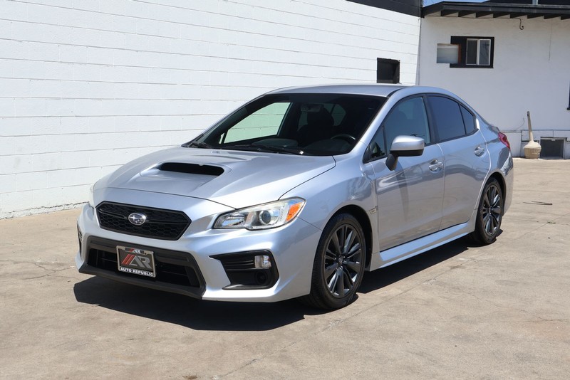 Subaru WRX Vehicle Full-screen Gallery Image 11