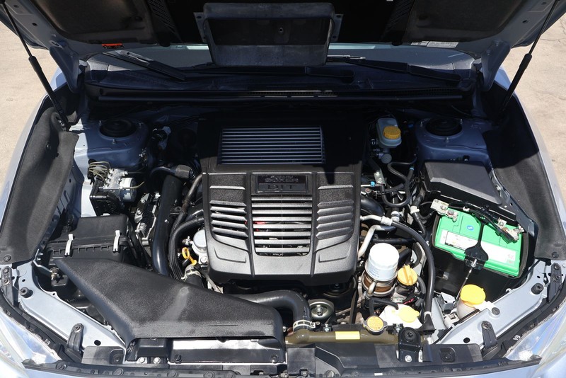 Subaru WRX Vehicle Full-screen Gallery Image 12