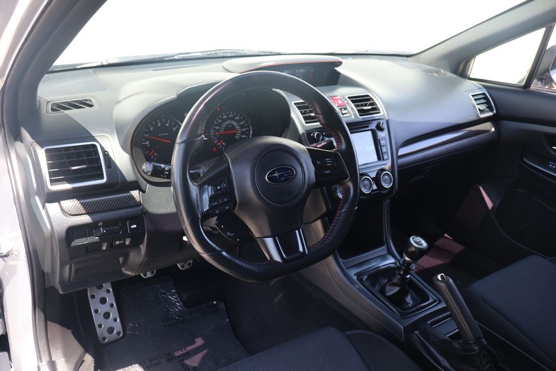 Subaru WRX Vehicle Full-screen Gallery Image 15