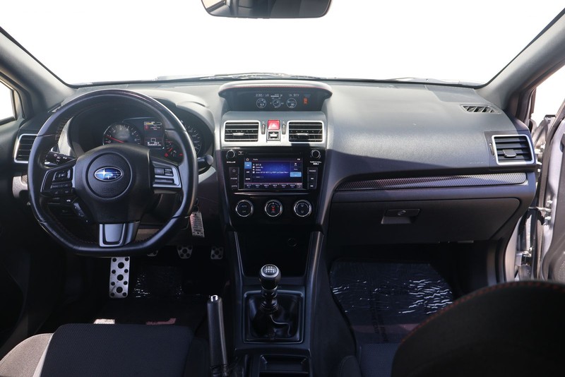 Subaru WRX Vehicle Full-screen Gallery Image 21